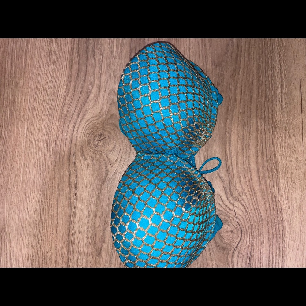 Beach Bunny Bikini top